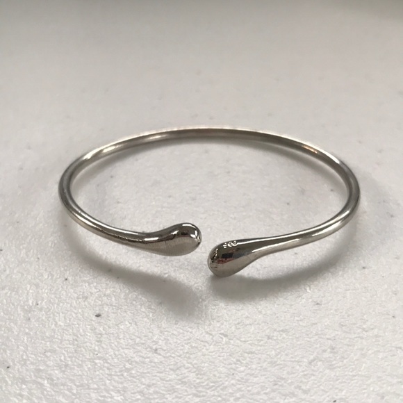 Vintage Jewelry - Simple 925 Sterling Silver Adjustable Bracelet